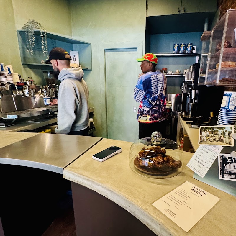 BUDDIES COFFEE