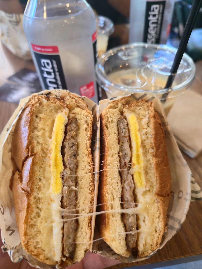 GRIND THE NYC COFFEE SHOP & BAGEL HOUSE