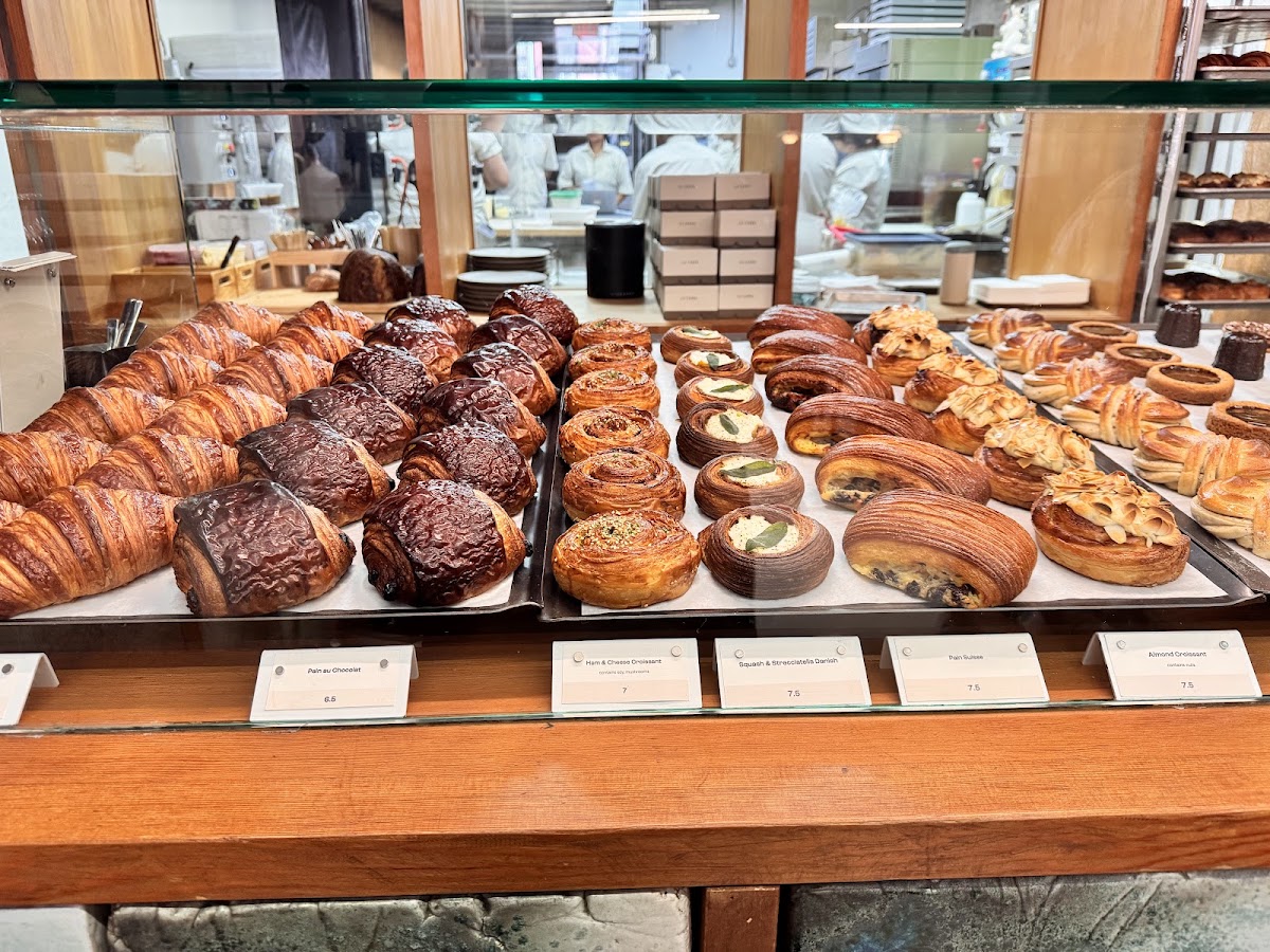 La Cabra Bakery — Cafe